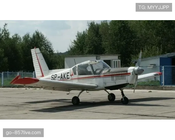 三镇莫拉变阵效果有限 墨西哥教头轮换调整空间不足